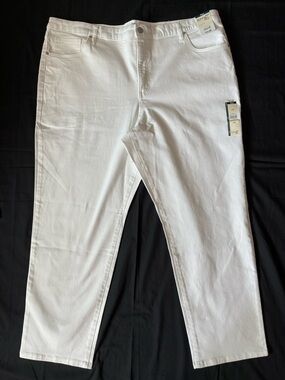 Terra & Sky 26W white straight leg
Jeans NWTG 5 pockets